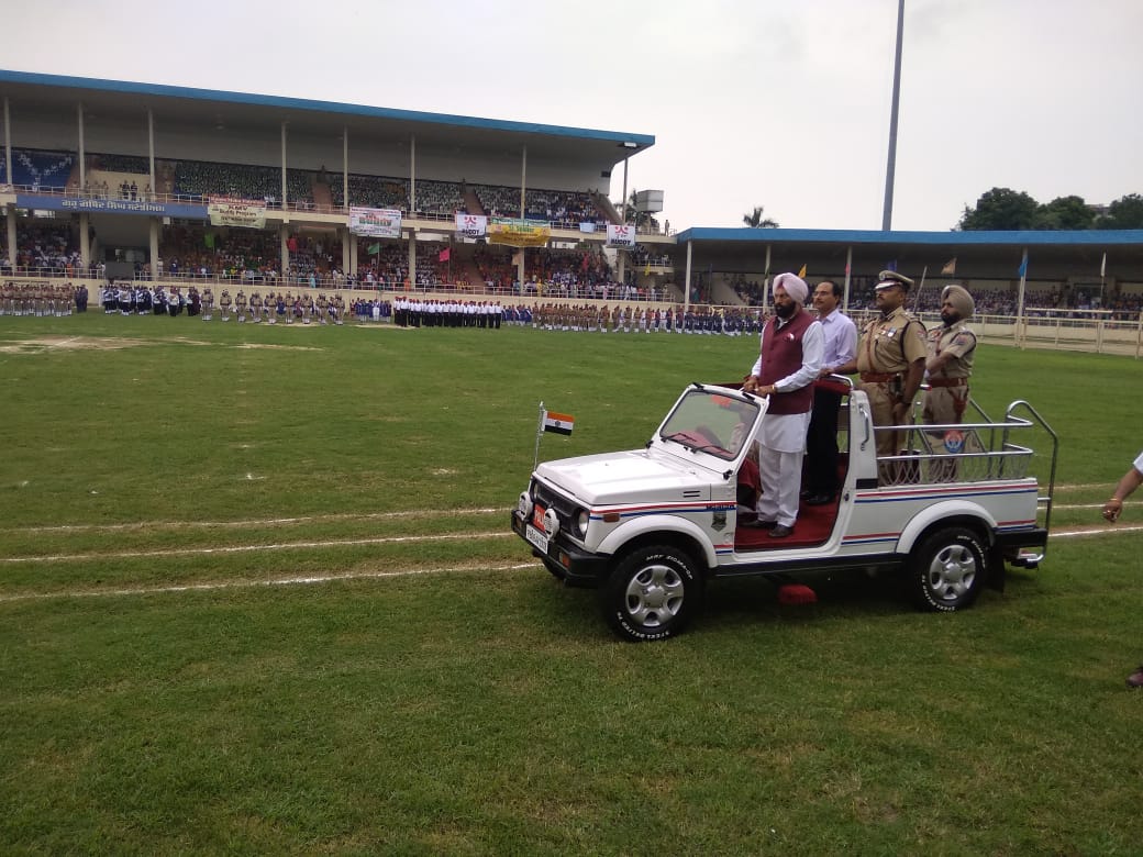 72ਵਾਂ ਆਜ਼ਾਦੀ ਦਿਹਾੜਾ: ਖੇਡ ਮੰਤਰੀ ਗੁਰਮੀਤ ਸਿੰਘ ਸੋਢੀ ਨੇ ਲਹਿਰਾਇਆ ਤਿਰੰਗਾ