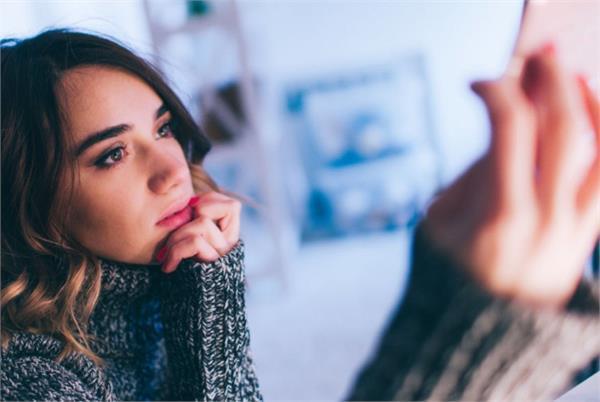 selfies are shifting our definition of beauty
