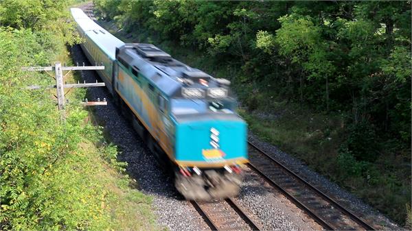 diesel rail engines to build electric