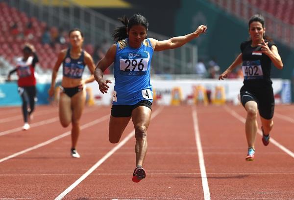 dutee chand and hima das 200mt in the semi finals