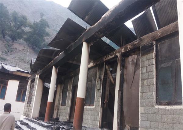 12 schools burnt in gilgit baltistan