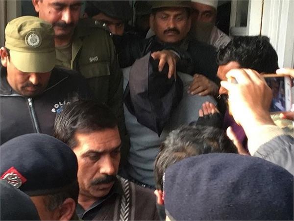 kasur convict gets death penalty for rape  murder of 2 more girls in pak