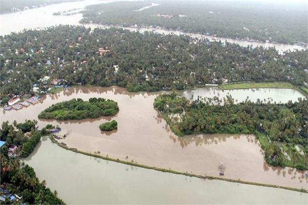kerala 80 dams opened due to flood 324 deaths