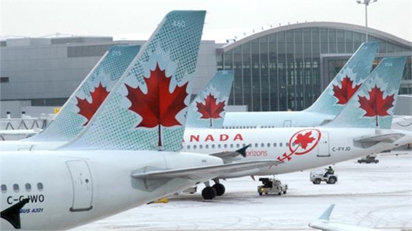 air canada says mobile app breach affects 20 000 customers