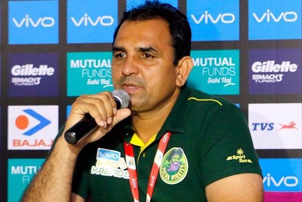 team takes top team  captain high confidence  coach