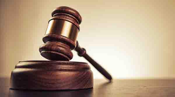 2 nominees on charges of smuggling liquor
