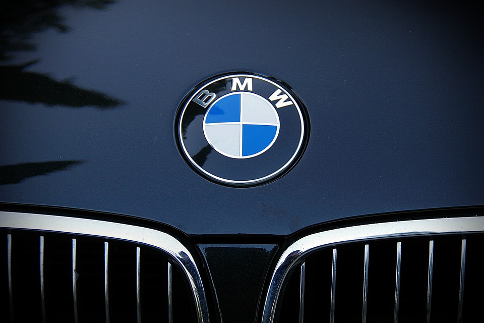 BMW ਦੀਆਂ 40 ਕਾਰਾਂ ''ਚ ਹੋਇਆ ਧਮਾਕਾ