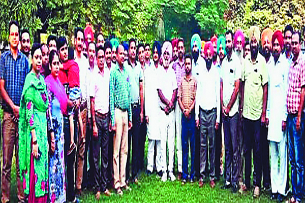 ਪੈਰਾ ਮਿਲਟਰੀ ਫੋਰਸ ਦੀ ਨਿਯੁਕਤੀ ਨਾ ਕਰਨ ’ਤੇ ਚੋਣਾਂ ਦਾ ਕਰਾਂਗੇ ਬਾਈਕਾਟ : ਅਧਿਆਪਕ ਯੂਨੀਅਨ