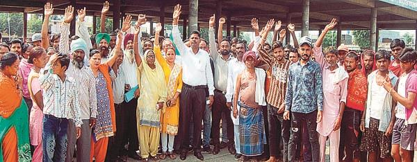 democrat bharatiya samaj party unleashed a protest march