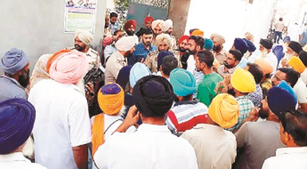 the introduction of votes in the mehr  stopped voting
