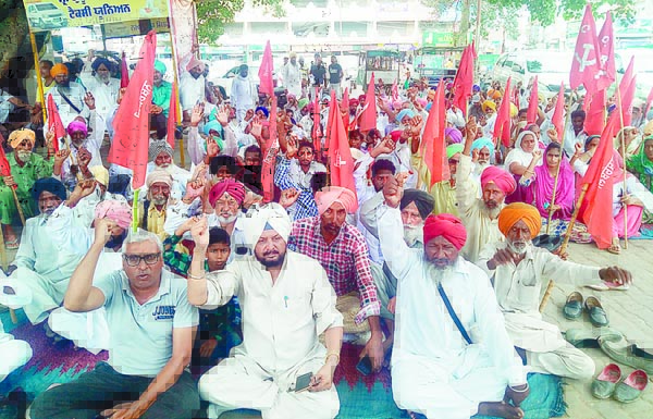 ਕਾਂਗਰਸ ਦੇ ਭਾਰਤ ਬੰਦ ਨੂੰ ਮਿਲਿਆ ਹੁੰਗਾਰਾ ਪਰ ਵਪਾਰੀ ਵਰਗ ਨਾਰਾਜ਼
