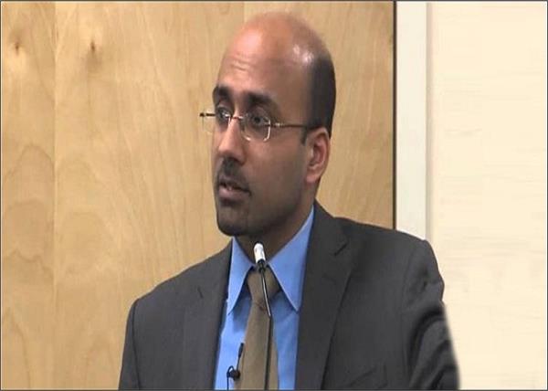 pakistan eminent economist