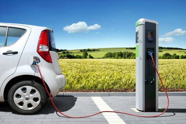 hpcl joined hands with tata power for electric vehicle charging station