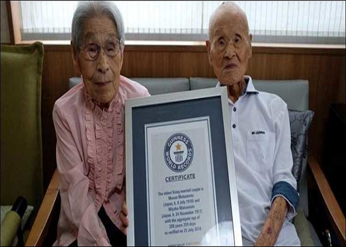 ਇਹ ਹੈ ਦੁਨੀਆ ਦਾ ਸਭ ਤੋਂ ਬਜ਼ੁਰਗ ਜੋੜਾ, ਪਤਨੀ ਨੇ ਦੱਸਿਆ ਇਹ ਰਾਜ਼
