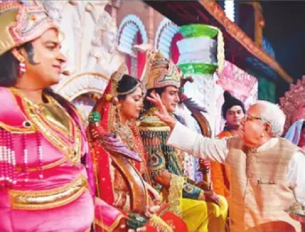 ਬੇਟਿਆਂ ਨੂੰ ਸ੍ਰੀ ਰਾਮ ਕੋਲੋਂ ਲੈਣੀ ਚਾਹੀਦੀ ਹੈ ਸਿੱਖਿਆ: ਵਿਜੇ ਚੋਪੜਾ