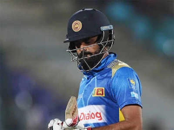 lahiru thirimanne  bat