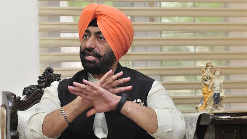 ਕਾਫਿਲਾ ਲੈ ਕੇ ਚੱਲੇ ਸਨ ਖਹਿਰਾ, ਇਕੱਲੇ ਰਹਿ ਗਏ
