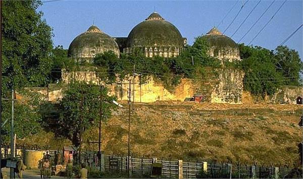 50 to 60 mosque in ayodhya  muslims can prayers anywhere  hindu