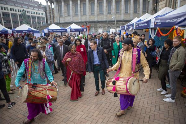 this diwali festival begins with diwali in birmingham