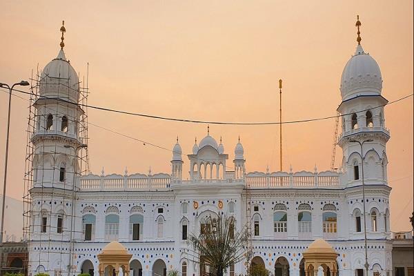 pakistani muslims kartarpur sahib fee