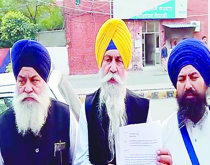 ਡੇਰਾ ਮੁਖੀ ਦੀ ਤੁਲਨਾ ਸ੍ਰੀ ਗੁਰੂ ਨਾਨਕ ਨਾਲ ਕਰਨ ਵਾਲੀ ਟੀ. ਵੀ. ਐਂਕਰ ਖਿਲਾਫ ਹੋਵੇ ਕਾਰਵਾਈ