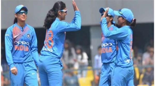 indian women team win by poonam half century