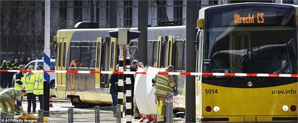 netherlands  2 minor detained in train firing case