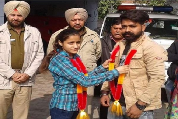 ਪੁਲਸ ਨੇ ਥਾਣੇ ''ਚ ਕਰਵਾਇਆ ਪ੍ਰੇਮੀ ਜੋੜੇ ਦਾ ਵਿਆਹ