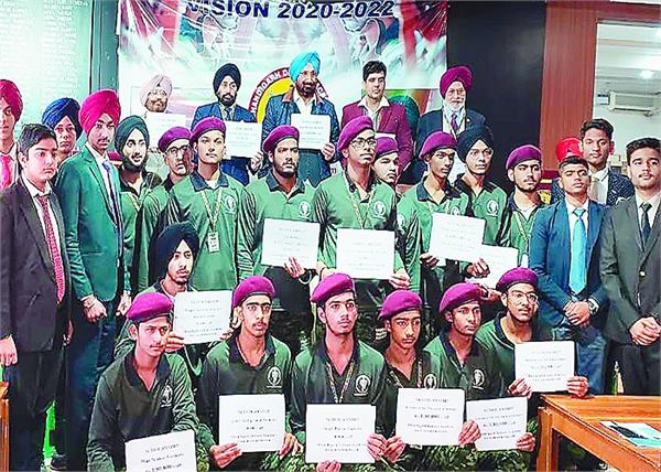 chandigarh sukhjinder singh randhawa defense services vision 2022 launched