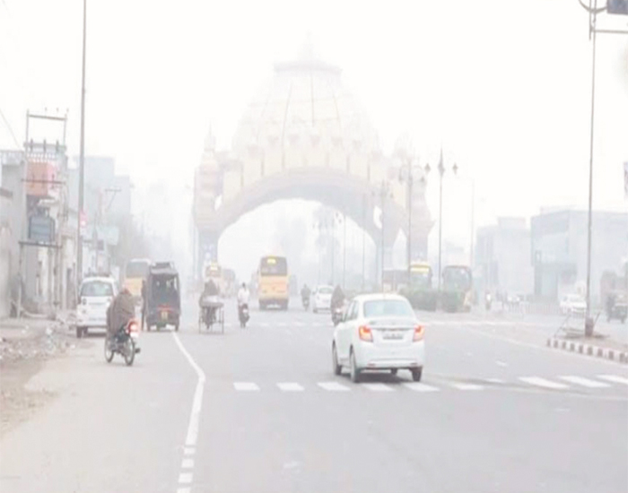 ਹੱਡ ਚੀਰਵੀਂ ਠੰਡ ਨੇ ਅੰਮ੍ਰਿਤਸਰੀਆਂ ਦੇ ਹੱਥ-ਪੈਰ ਕੀਤੇ ਸੁੰਨ