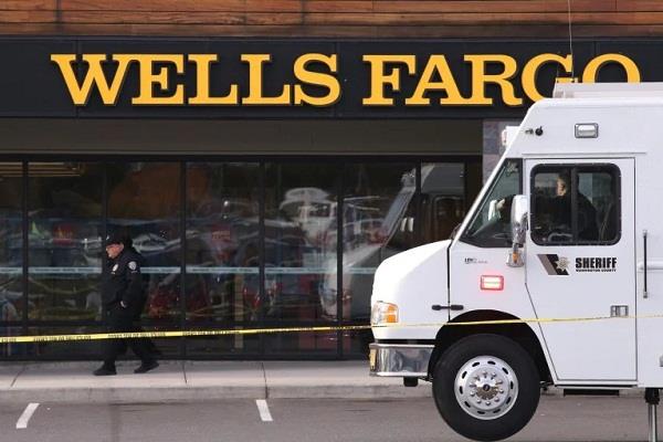 america attacked with knife
