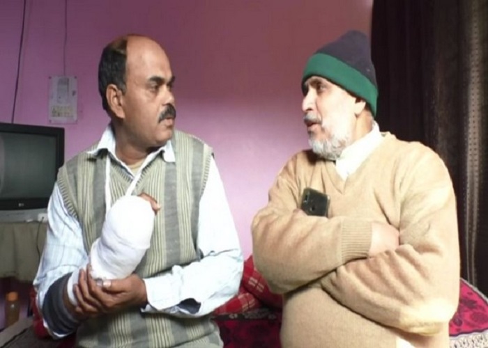 CAA : ਪੁਲਸ ਕਰਮਚਾਰੀ ਨੂੰ ਭੀੜ ਤੋਂ ਬਚਾਉਣ ਲਈ ਫਰਿਸ਼ਤਾ ਬਣ ਪੁੱਜਿਆ ਹਾਜੀ ਕਾਦਿਰ