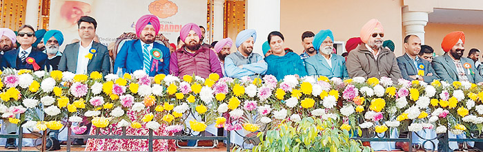 ਕੌਮਾਂਤਰੀ ਕਬੱਡੀ ਮੁਕਾਬਲੇ ''ਚ ਸ਼ਾਮਲ ਹੋਏ ਨਾਰਾਜ਼ ਵਿਧਾਇਕ