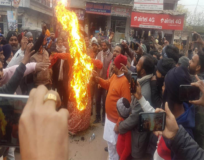 ਸਤਿਕਾਰਤ ਸ਼ਬਦ ਦਾ ਗਲਤ ਉਚਾਰਨ ਕਰਨ ਦੇ ਵਿਰੋਧ ਚ ਈਸਾਈ ਭਾਈਚਾਰੇ ਵਲੋਂ ਰੋਸ ਪ੍ਰਦਰਸ਼ਨ