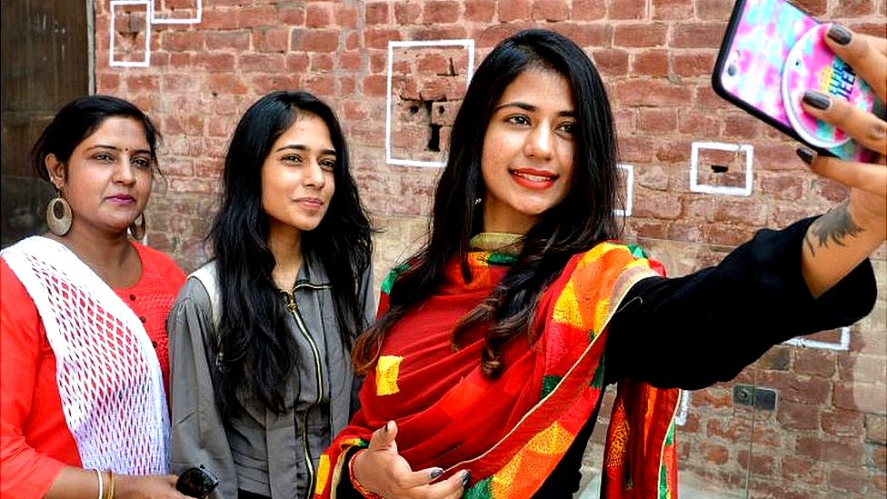 ਫੋਨ ਦਾ ਬਿੱਲ ਵਧਣ ਕਾਰਨ ਤਹਾਡੀ ਜੇਬ ਹੋਵੇਗੀ ਢਿੱਲੀ, ਕੀ ਹੈ ਕਾਰਨ