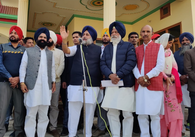 ਜੇਲ੍ਹ ਮੰਤਰੀ ਸੁਪਰ-ਗੈਂਗਸਟਰ ਬਣ ਕੇ ਗੈਂਗਸਟਰਾਂ ਦੀ ਕਰ ਰਿਹੈ ਸਰਪ੍ਰਸਤੀ : ਸੁਖਬੀਰ ਬਾਦਲ