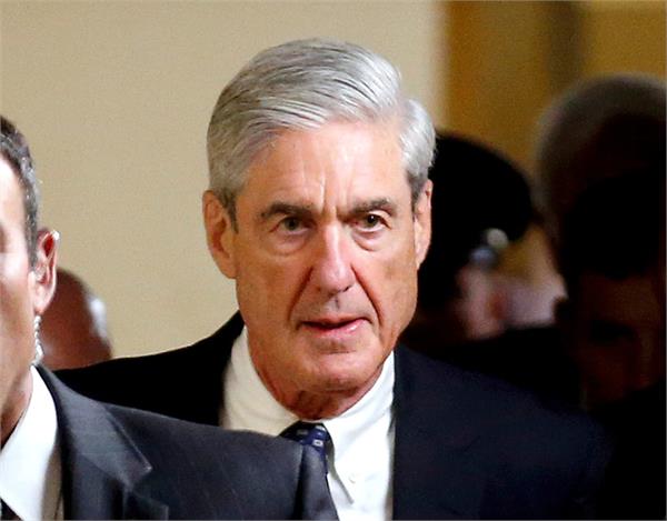 trump confidant stone is arrested  faces obstruction charge
