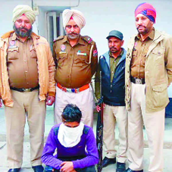 ਨਵੇਂ ਸਾਲ ਵਾਲੇ ਦਿਨ ਚੋਰੀਆਂ ਕਰਨ ਵਾਲੇ ਗਿਰੋਹ ਦਾ ਇਕ ਮੈਂਬਰ ਅੜਿੱਕੇ