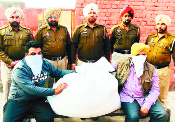 35 ਕਿਲੋ ਭੁੱਕੀ ਸਮੇਤ 2 ਕਾਬੂ
