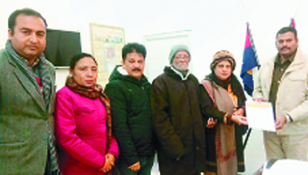 ਪ੍ਰਿੰਸੀਪਲ ’ਤੇ ਜਾਨ-ਲੇਵਾ ਹਮਲਾ ਕਰਨ ਵਾਲਾ 6 ਦਿਨਾਂ ਬਾਅਦ ਵੀ ਪੁਲਸ ਦੀ  ਪਹੁੰਚ ਤੋਂ ਦੂਰ