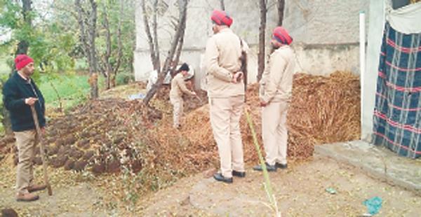 homes and ghaggar bunds made of earth under the bunkers