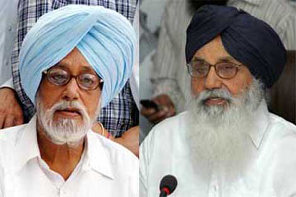 ਗੁਰਦਾਸ ਬਾਦਲ ਨੂੰ ਪੀ. ਜੀ. ਆਈ. ਦੇਖਣ ਪੁੱਜੇ ''ਵੱਡੇ ਬਾਦਲ'' ਹੋਏ ਭਾਵੁਕ