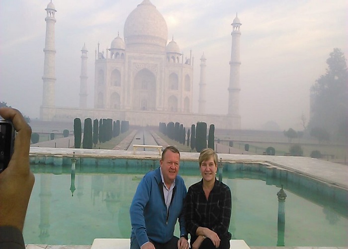 ਪਤਨੀ ਨਾਲ ਆਗਰਾ ਪੁੱਜੇ ਡੈਨਮਾਰਕ ਦੇ PM, ਤਾਜ ਮਹਿਲ ਦੀ ਖੂਬਸੂਰਤੀ ਦੇ ਹੋਏ ਕਾਇਲ