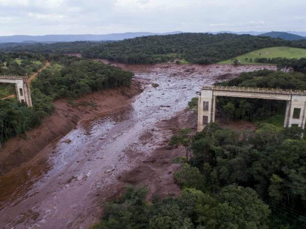 40 died brazil dam