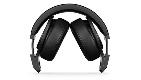 apple s high end over the ear headphones could launch later this year