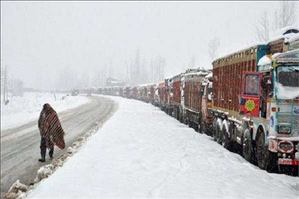 snowfall in kashmir nh closed