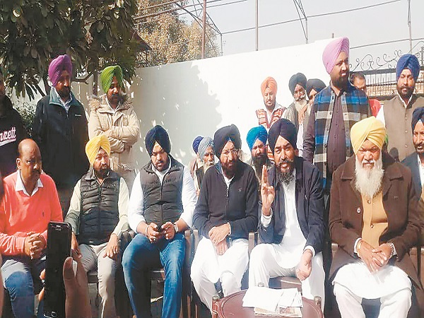 ਜ਼ੀਰਾ ਖਿਲਾਫ ਚਲਾਈ ਆਪਣਿਆਂ ਅਤੇ ਬੇਗਾਨਿਆਂ ਨੇ ਹਨੇਰੀ