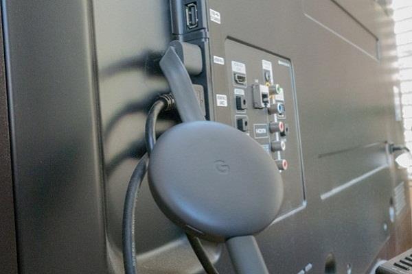 hackers seize control of more than 70 000 chromecasts