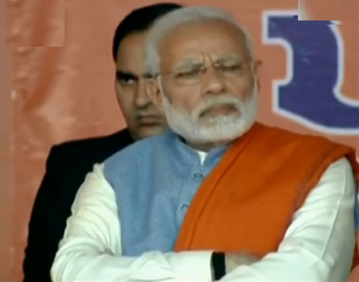 ਪੀ.ਐੱਮ. ਮੋਦੀ ਦਾ ਸਿੱਧੂ ''ਤੇ ਹਮਲਾ, ਸਿਆਸੀ ਲਾਭ ਲਈ ਪਾਕਿ ਨੂੰ ਦਿੱਤਾ ਮੌਕਾ