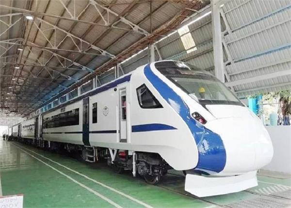 piyush goyal train 18 vande bharat express